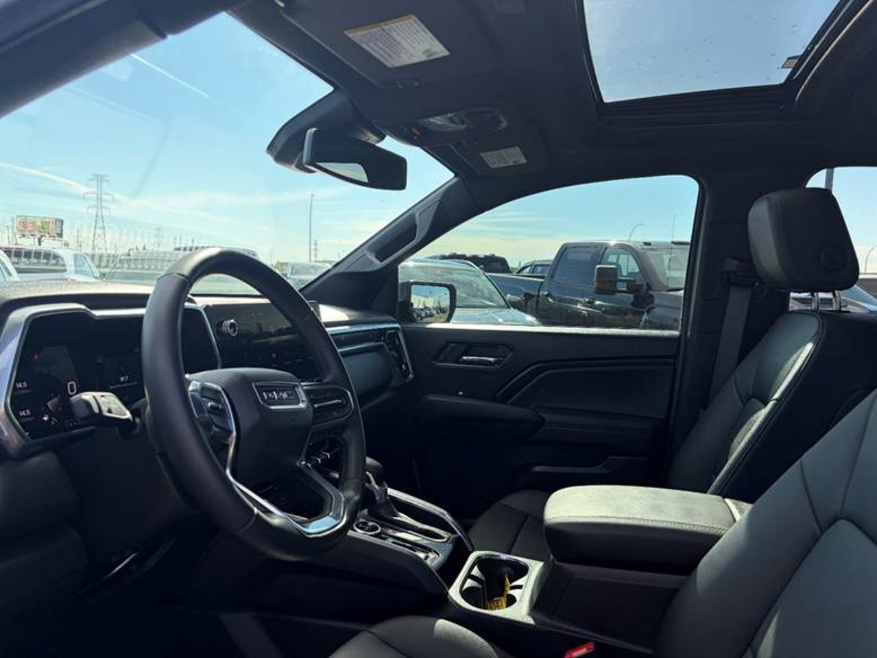 2024 GMC Canyon 4WD Crew Cab Elevation Black Sherwood Park - photo #5