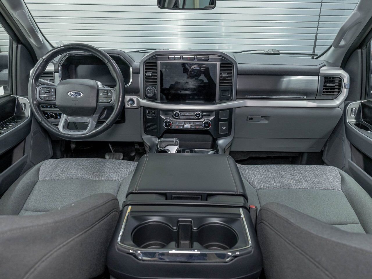 Ford F-150 Lightning XLT CREW 4X4 *NAV* GR REMORQ MAX CAM 360 CARPLAY 2023 Noir Saint-Jérôme - photo #11