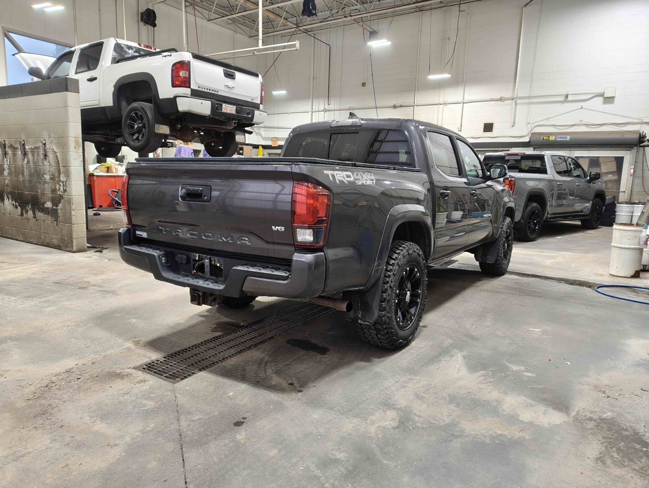 2019 Toyota Tacoma 4x4 Double Cab V6 Manual TRD Sport Grey Sherwood Park - photo #5