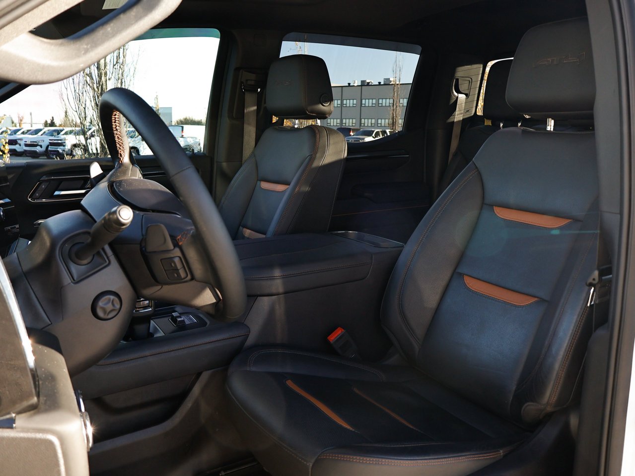 2025 GMC Sierra 1500 4WD Crew Cab 147 AT4 White Sherwood Park - photo #16