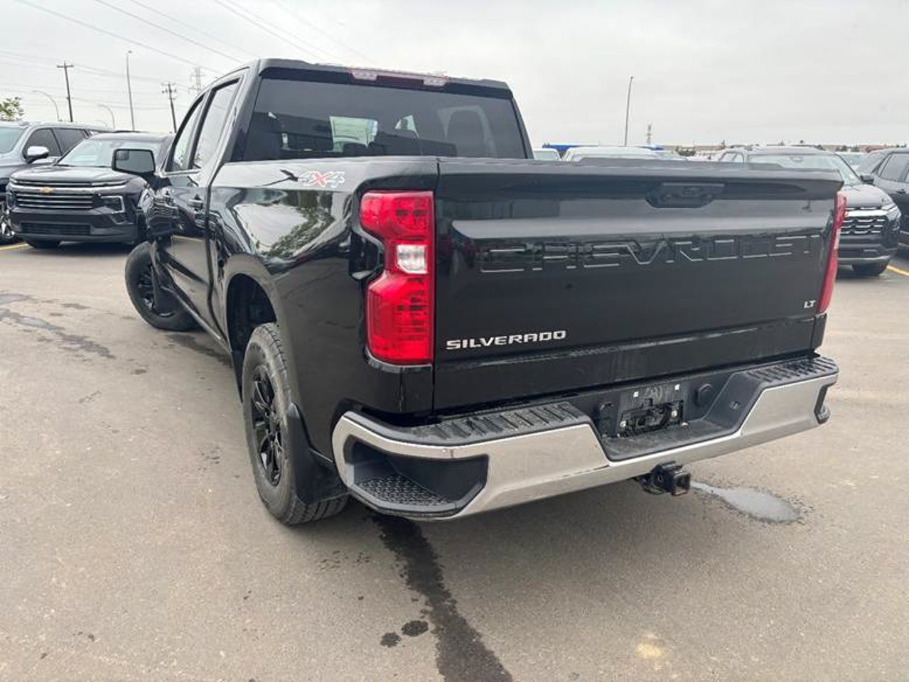 2025 Chevrolet Silverado 1500 4WD Crew Cab 147 LT Black Sherwood Park - photo #3