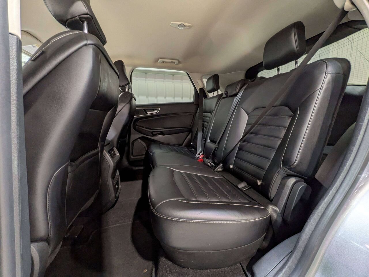 2023 Ford Edge SEL AWD Silver Val-David - photo #10