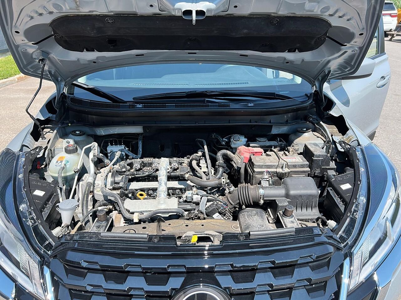 2024 Nissan Kicks SV TA Grey Québec - photo #25