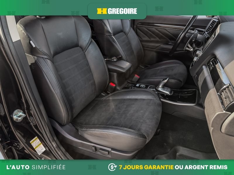 2020 Mitsubishi Outlander Plug-In Hybrid Black Saint-Eustache - photo #20
