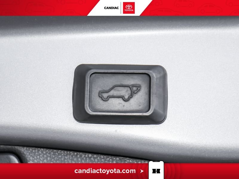 2023 Toyota Rav 4 Silver Saint-Eustache - photo #34