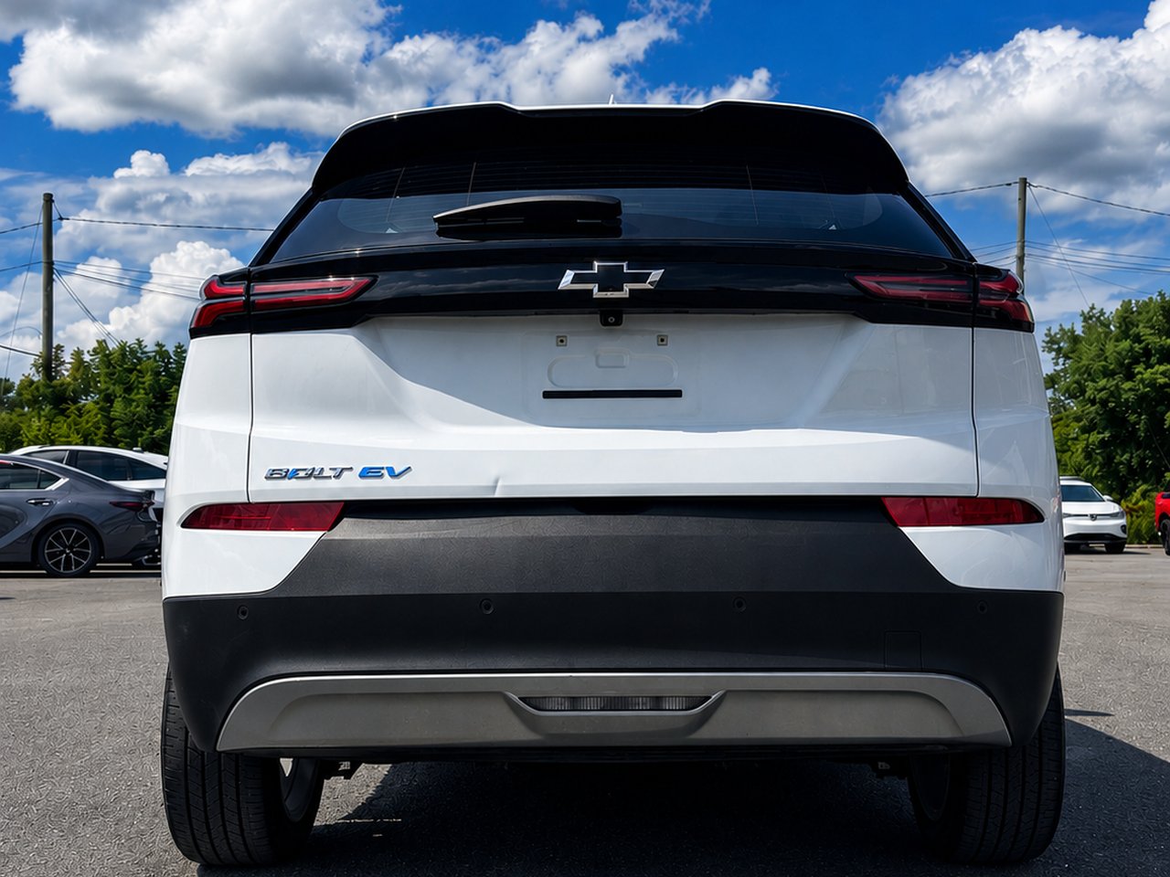 2023 Chevrolet Bolt EUV LT White Granby - photo #5