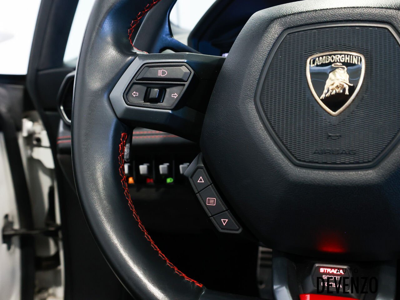 2017 Lamborghini Huracan White Saint-Eustache - photo #10