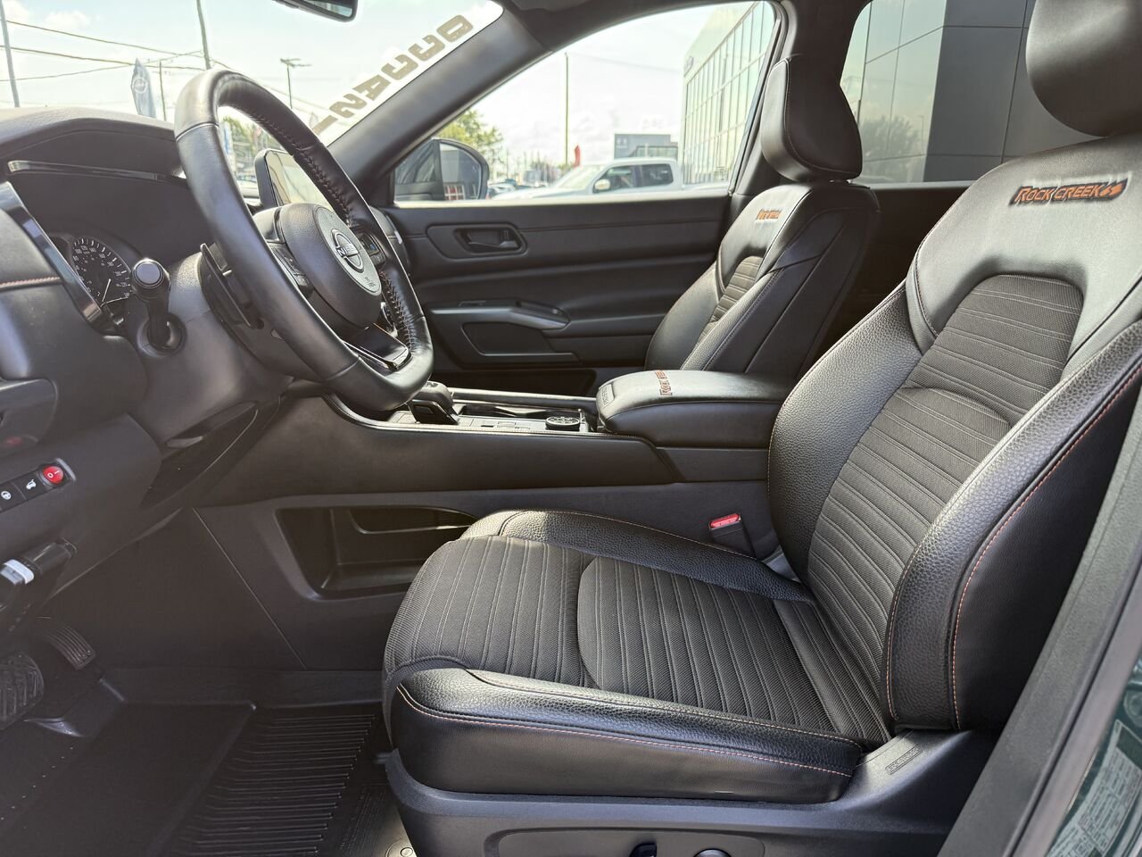 Nissan Pathfinder Rock Creek 4RM 2024 Vert Châteauguay - photo #11