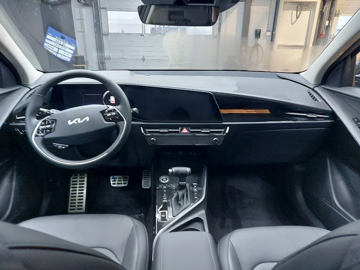 2026 Kia Niro Interstellar Grey Blainville - photo #9