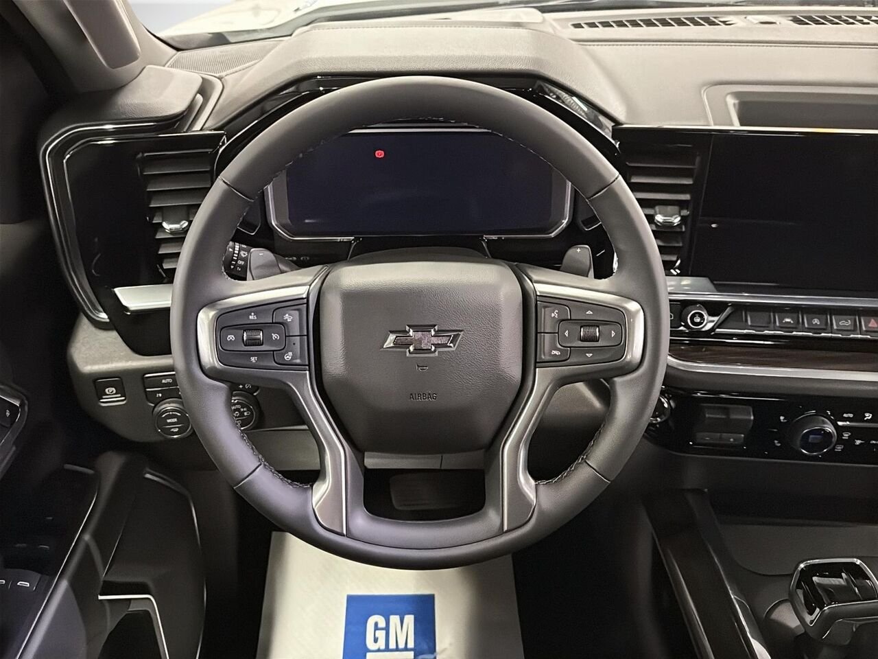 CHEVROLET Silverado 1500 RST 2026 BLANC SOMMET Saint-Hyacinthe - photo #10