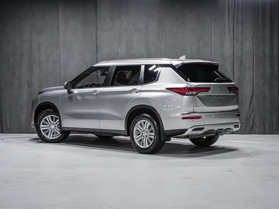 Mitsubishi Outlander LE BANC CHAUFFANT APPLE CAR PLAY SANS FIL 2024 Argent
