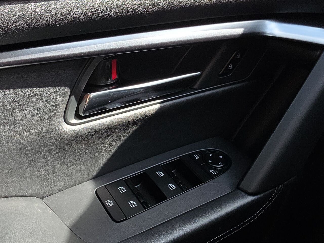 2026 Mazda CX-5 GX TI, Bluetooth, Cruise control, Commande audio au volant Jet Black Mica Val-David - photo #10