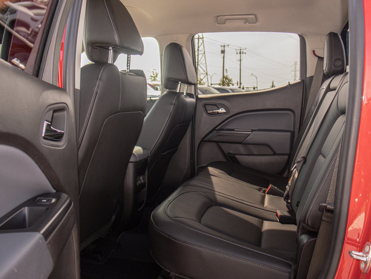 2018 Chevrolet Colorado 4WD Crew Cab 128.3 Z71 Red Sherwood Park - photo #32