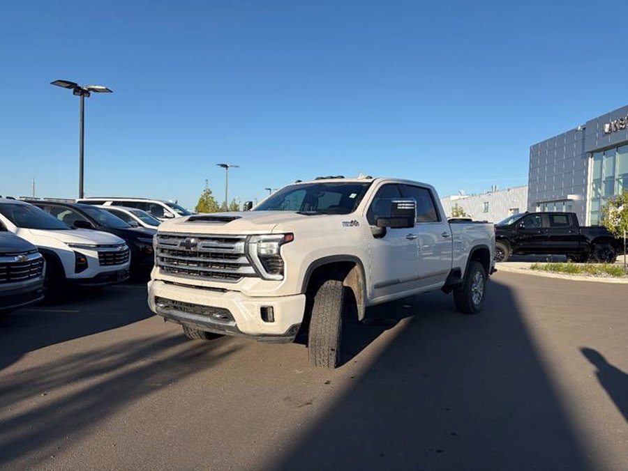 2024 Chevrolet Silverado 3500HD High Country 6.6L Duramax | Heated & Ventilated Leather Seats White