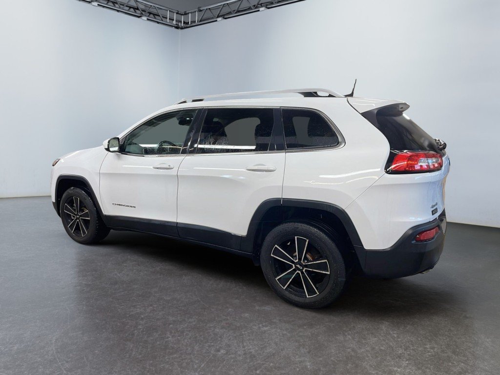 2016 Jeep Cherokee 4x4 North Édition White Amos - photo #3