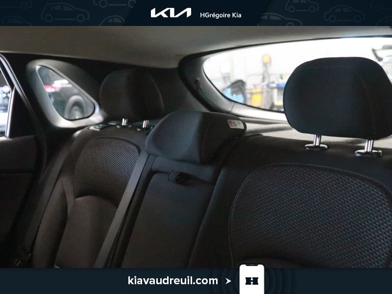 2019 Hyundai Elantra Grey Laval - photo #12
