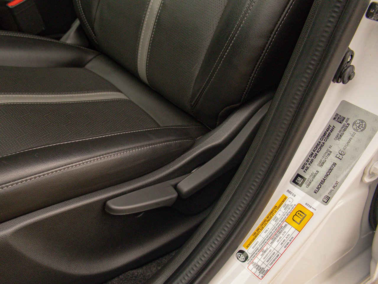 2022 Chevrolet Spark 4dr HB CVT 2LT White Sherwood Park - photo #18
