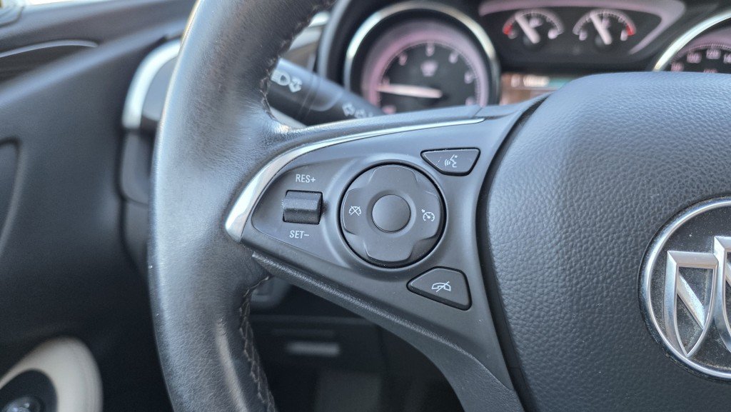 BUICK ENVISION Preferred AWD 2020 Blanc Mont-Laurier - photo #25