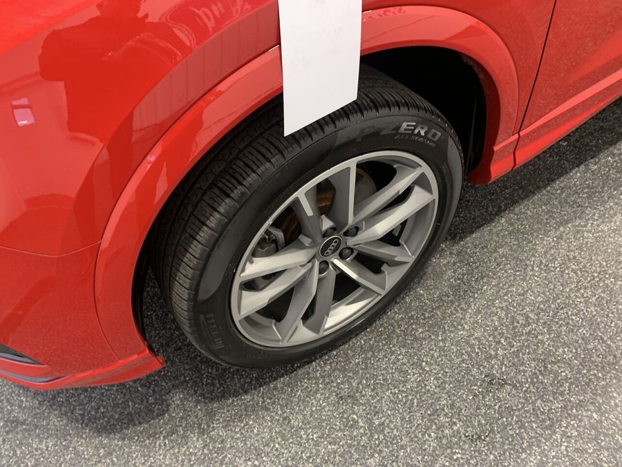 Audi Q3 Komfort 40 TFSI quattro 2024 Rouge