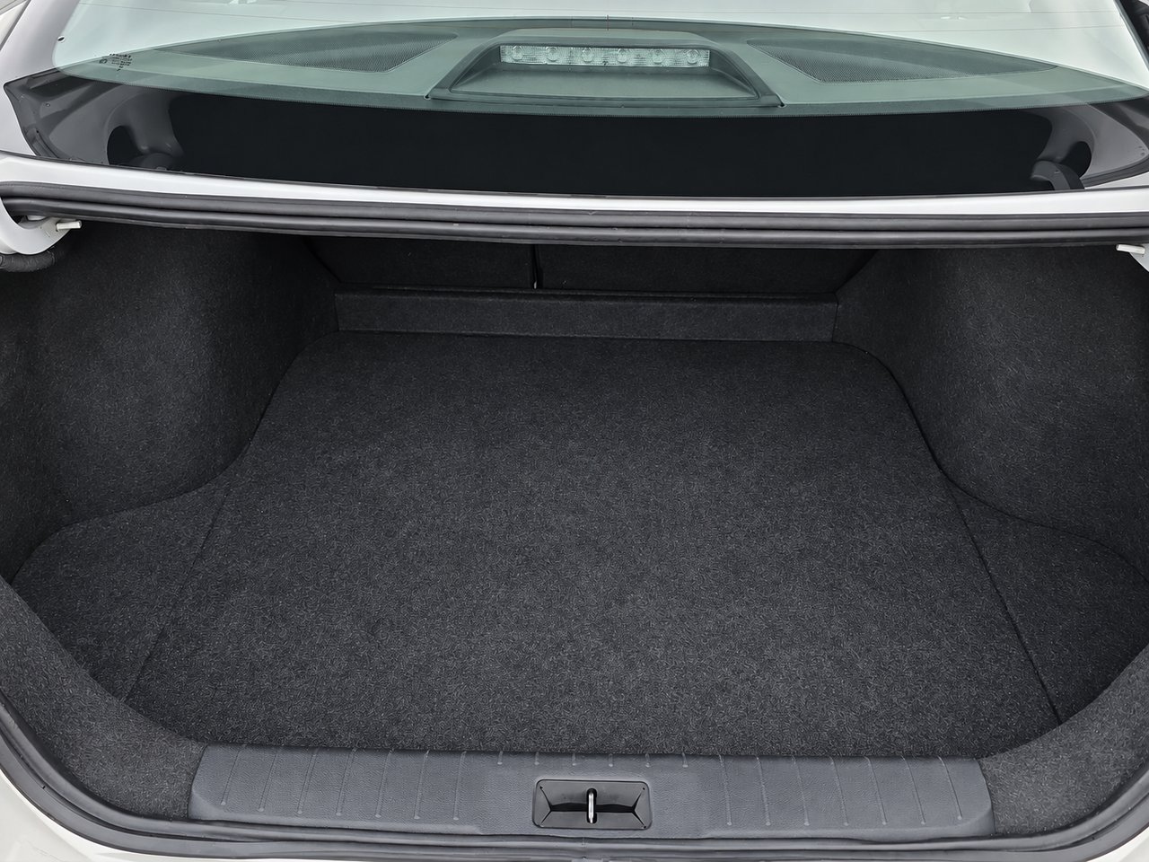 2024 Nissan Sentra SR CVT White Val-David - photo #25