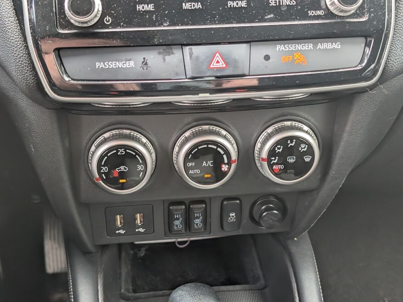 2024 Mitsubishi RVR JA4AHUAU1RU610057 Silver Sherbrooke - photo #10
