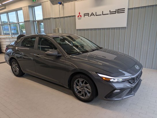 2024 Hyundai Elantra Preferred Grey