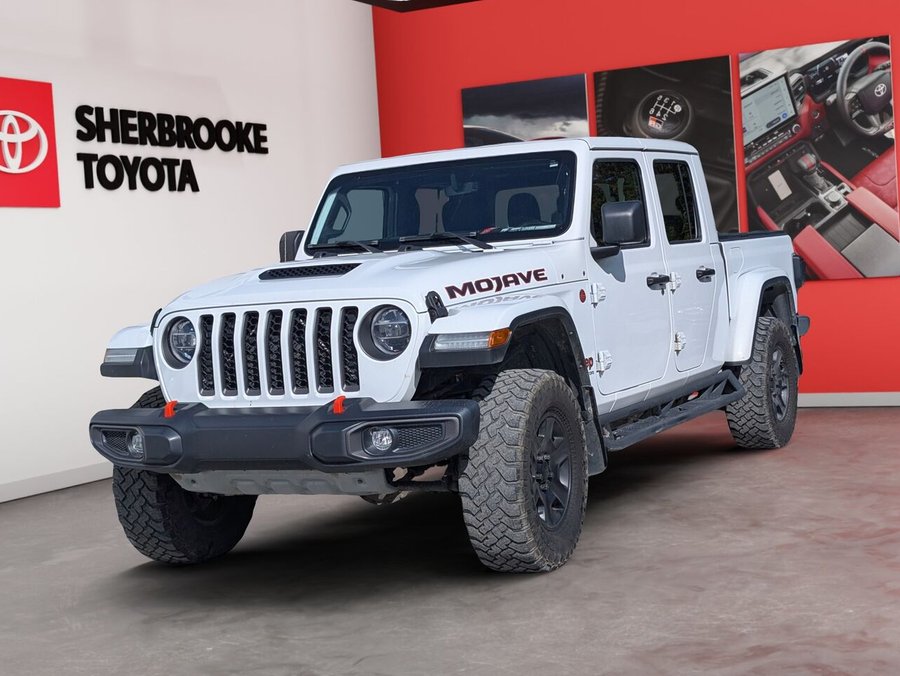 Jeep Gladiator MOJAVE 4X4 / SIÈGES CHAUFFANTS/VOLANT CHAUFFANT/MARCHEPIEDS/AC BIZONE/CAMÉRA DE RECUL/BLUETOOTH 2021 Blanc
