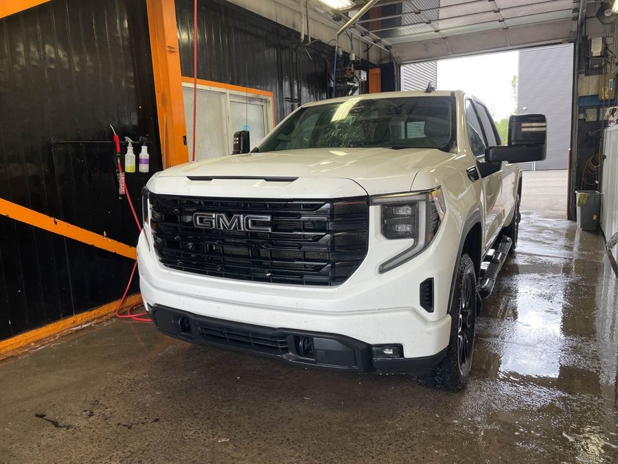 GMC Sierra 1500 ELEVATION CREW 4X4 V8 *GR REMORQ MAX* NAV BOSE 2023 Blanc
