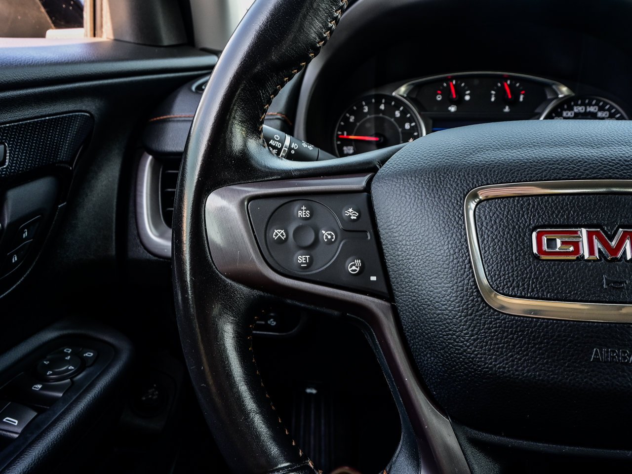 2022 GMC Terrain AWD 4dr AT4 Black Sherwood Park - photo #24