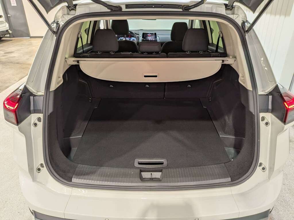 2024 Nissan Rogue AWD SV Moonroof White Val-David - photo #6