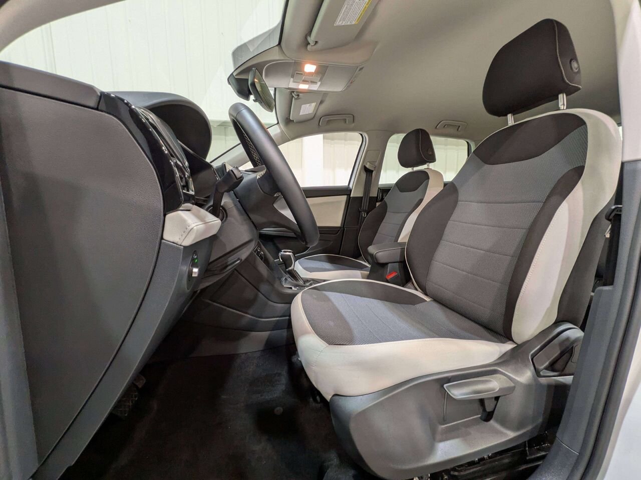 Volkswagen Taos Trendline 4MOTION 2026 Blanc Val-David - photo #1