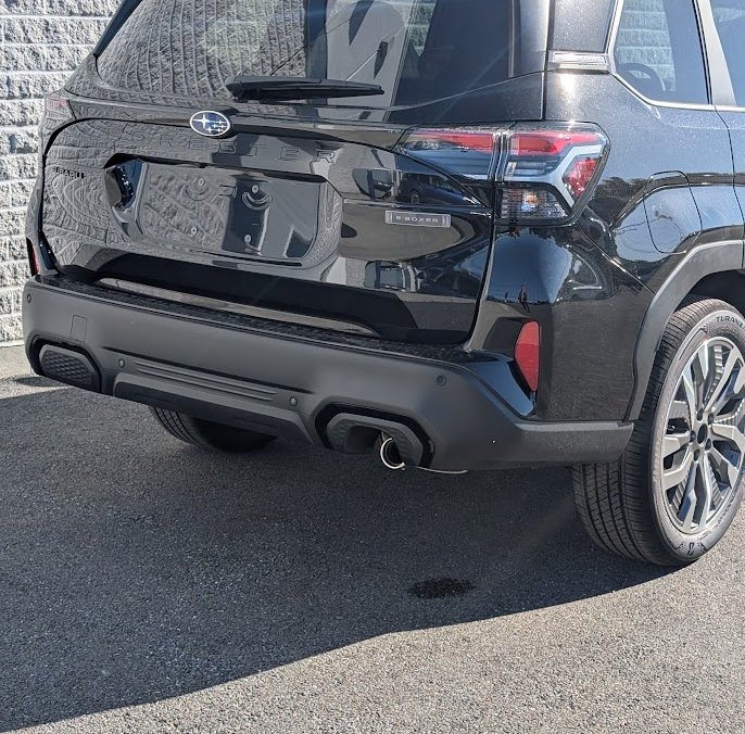 2026 SUBARU Forester PREMIER HYBRIDE Crystal Black Silica