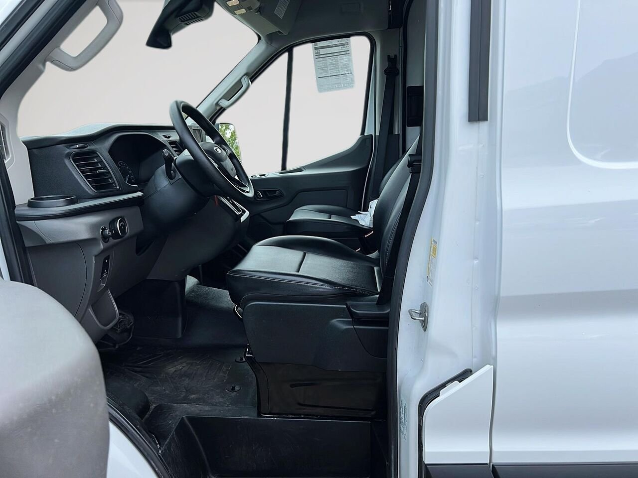 Ford Transit fourgon utilitaire 2025 Blanc Québec - photo #8