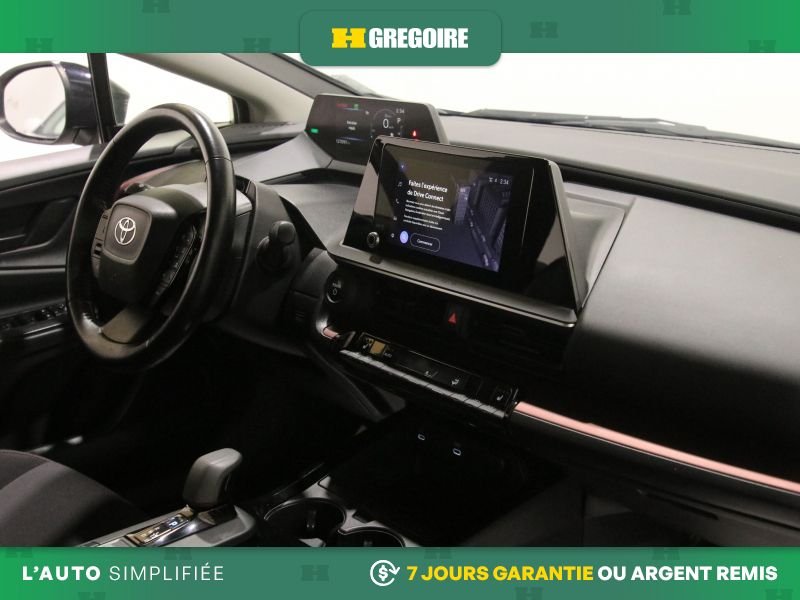 2024 Toyota Prius Silver Blainville - photo #27