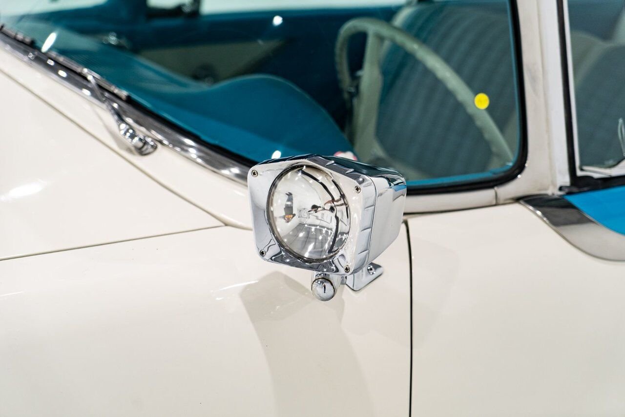 Mercury Monterey **PRIX EN USD** Beautifully presented from former restoration 1956 Blanc Montréal - photo #38