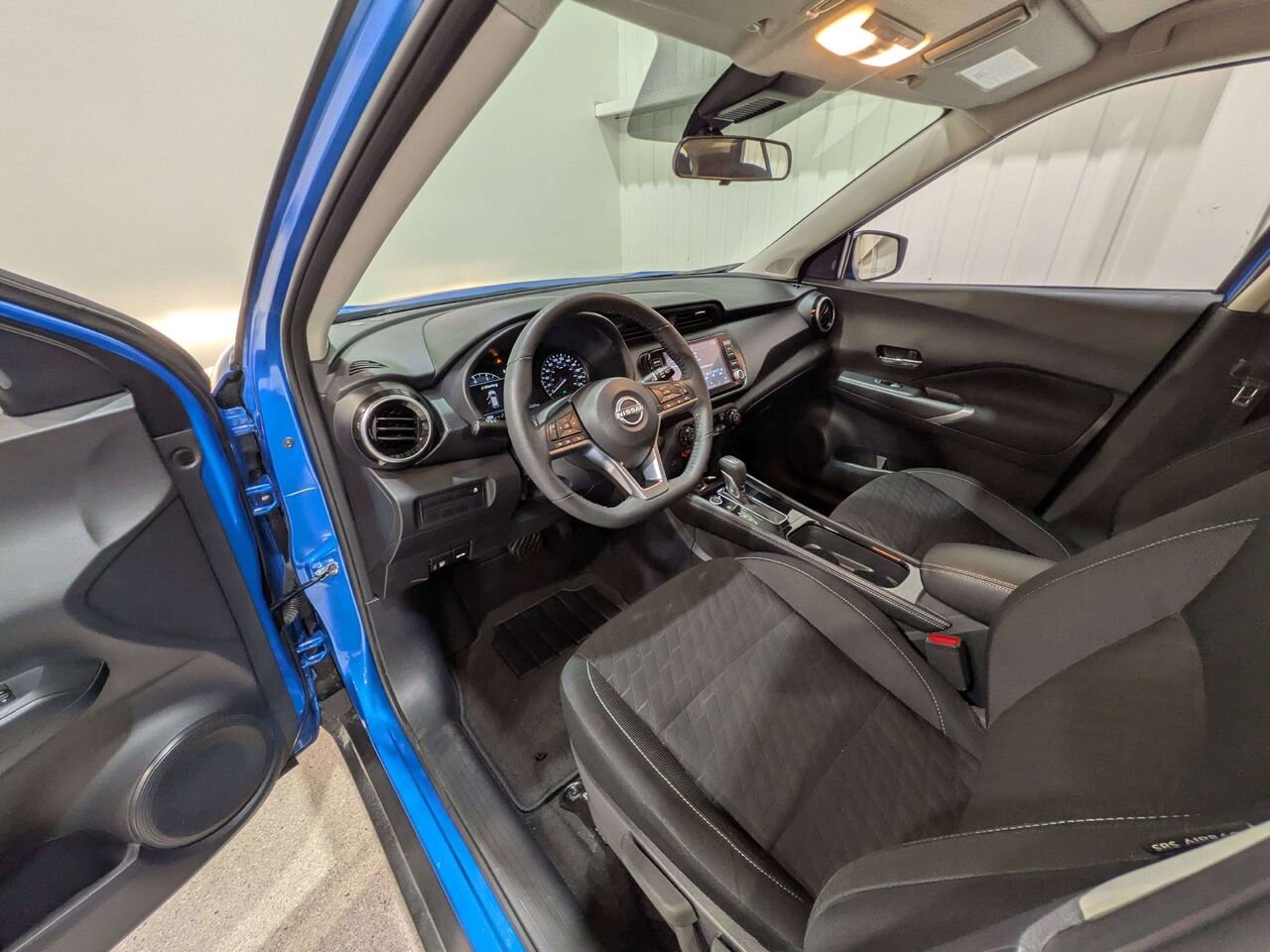 Nissan Kicks 2024 Bleu Val-David - photo #9