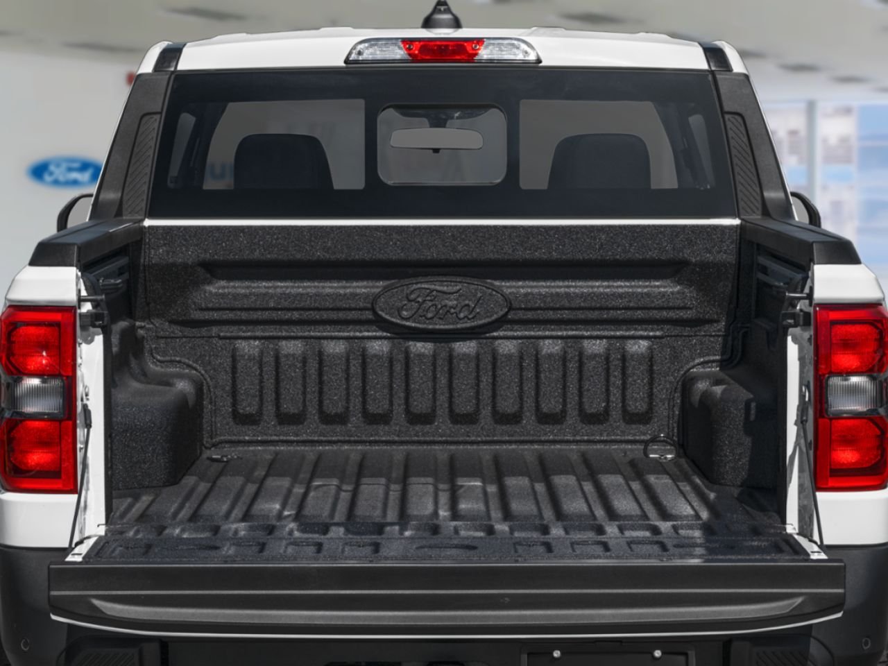 2026 Ford Maverick Shadow Black Rouyn-Noranda - photo #6