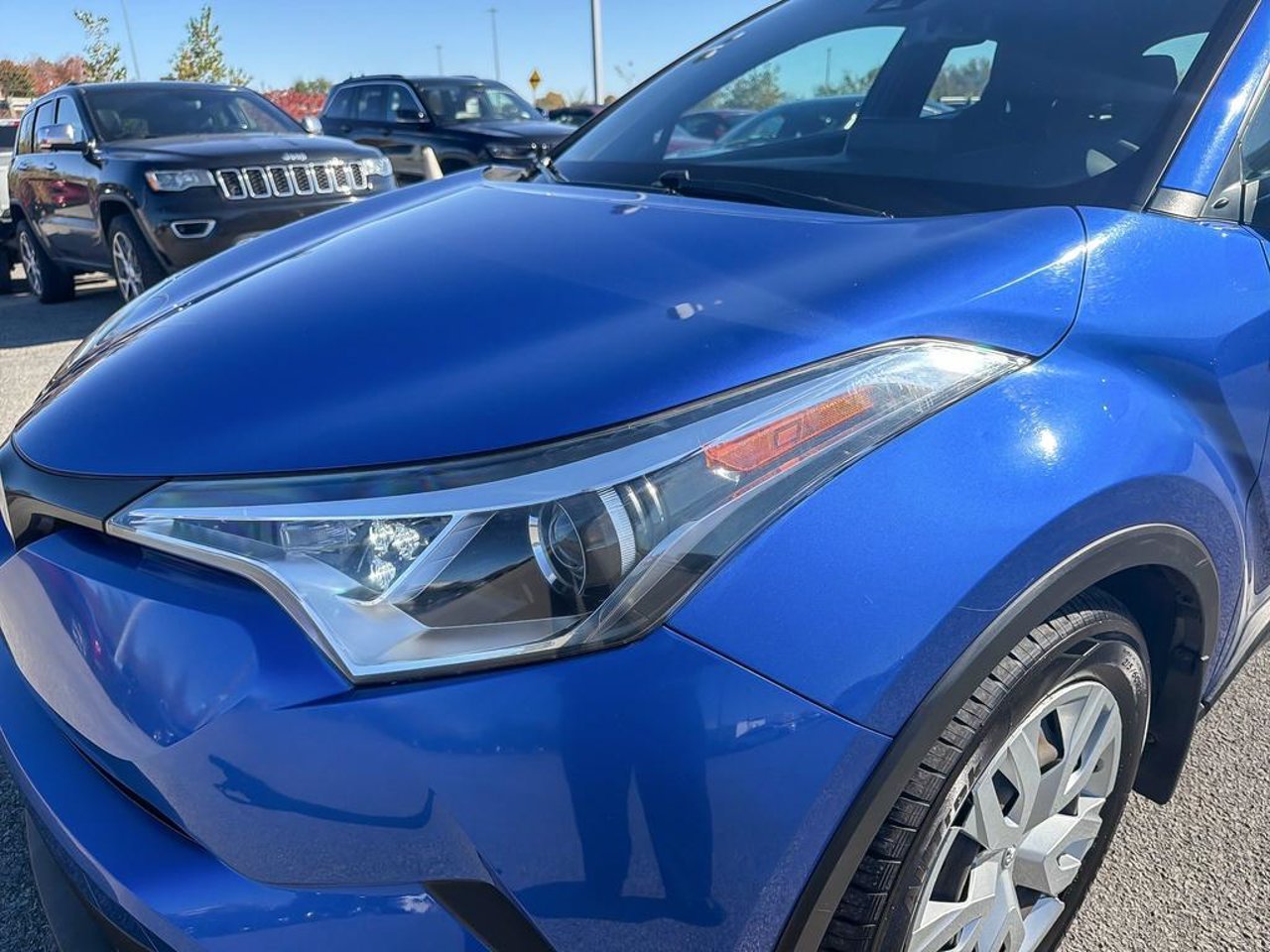 Toyota C-HR NMTKHMBX4KR065550 2019 Bleu Mirabel - photo #10