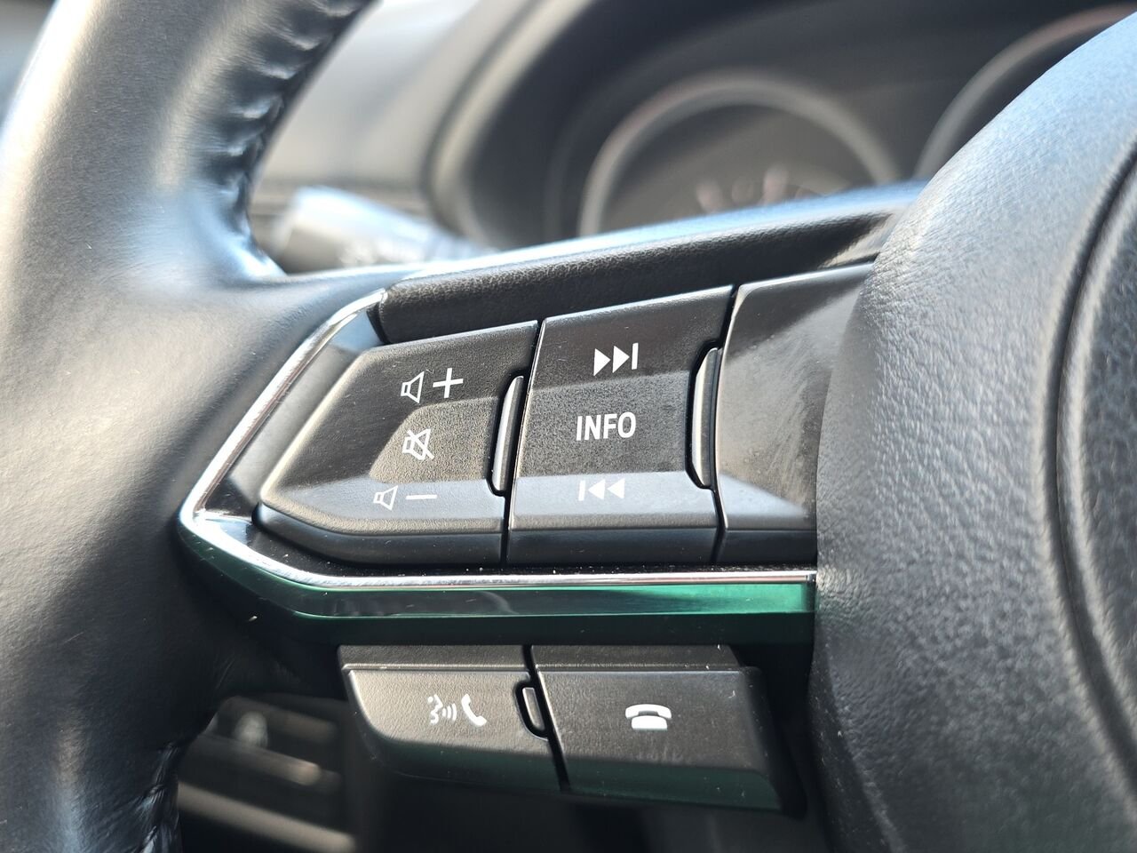 Mazda CX-5 GS AWD, automatique, toit ouvrant, sièges chauffants, volant chauffant, Apple CarPlay, navigation, 2022 Gris Val-David - photo #9