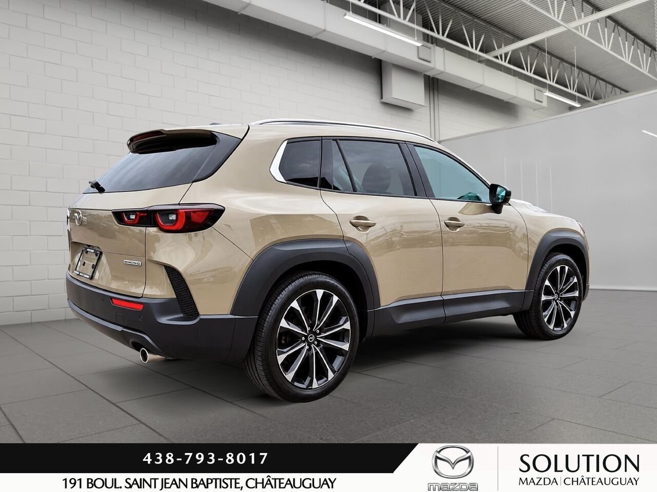 2024 Mazda CX-50 GT Beige Châteauguay - photo #3
