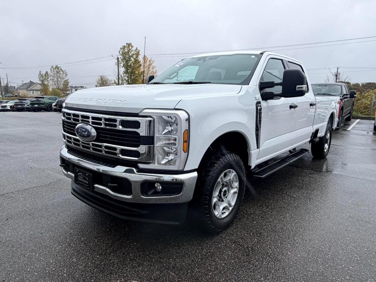 2026 Ford Super Duty F-250 SRW White  - photo #0