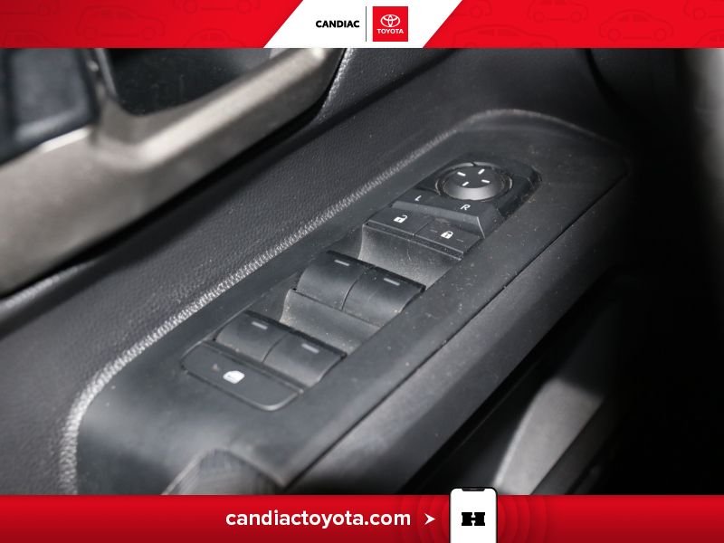 2024 Toyota Tacoma Orange Blainville - photo #32