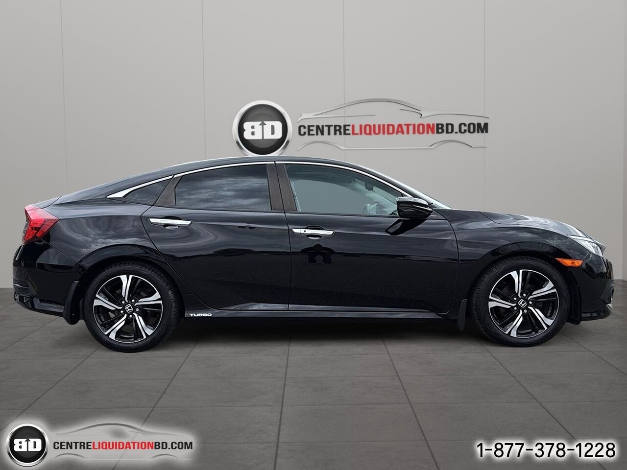 2017 HONDA CIVIC BERLINE TOURING AUTOMATIQUE | BD0383 Black Granby - photo #3