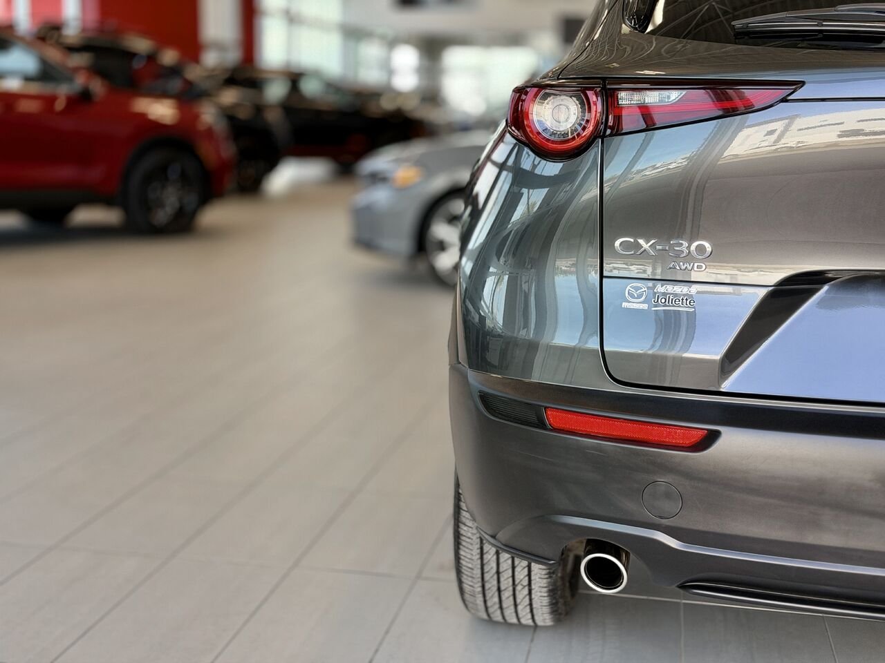 Mazda CX-30 2024 Gris Notre-Dame-des-Prairies - photo #10