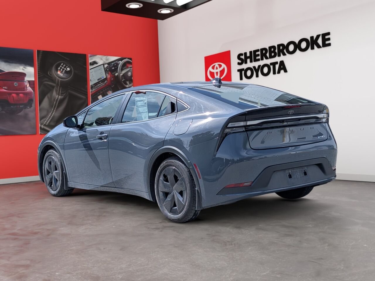 2026 Toyota Prius hybride branchable JTDACACUXT3057003 Grey Sherbrooke - photo #4