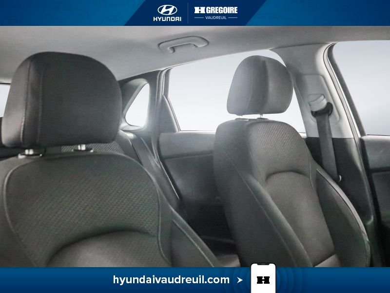 2020 Hyundai Elantra Silver Laval - photo #28