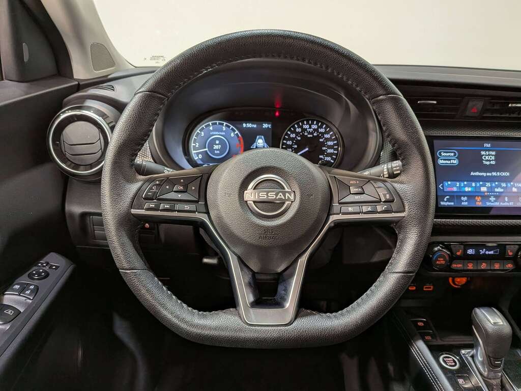 Nissan Kicks SV FWD 2024 Gris Val-David - photo #13