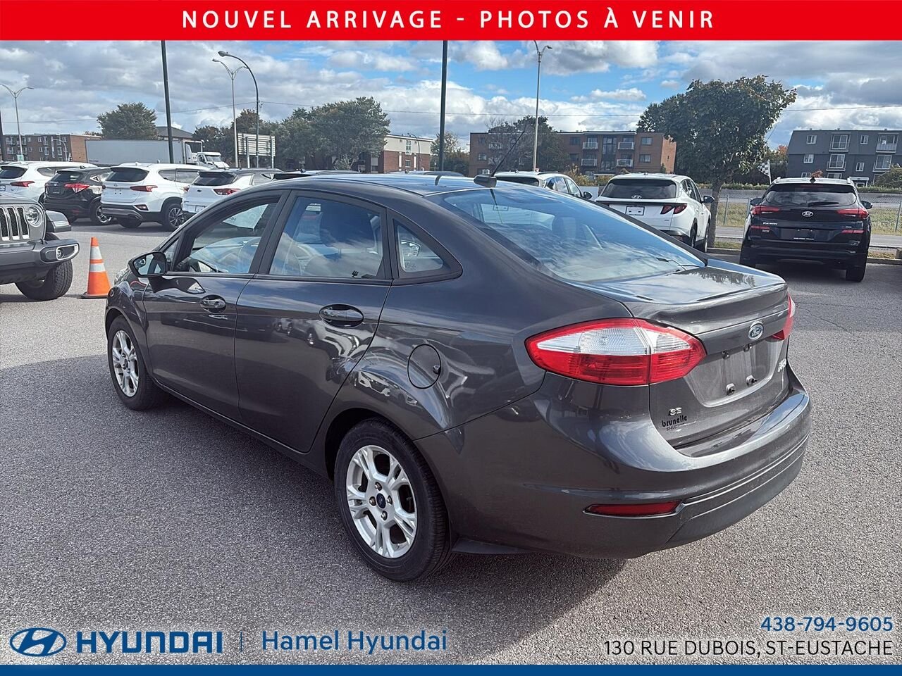 2015 Ford Fiesta Grey Saint-Eustache - photo #4