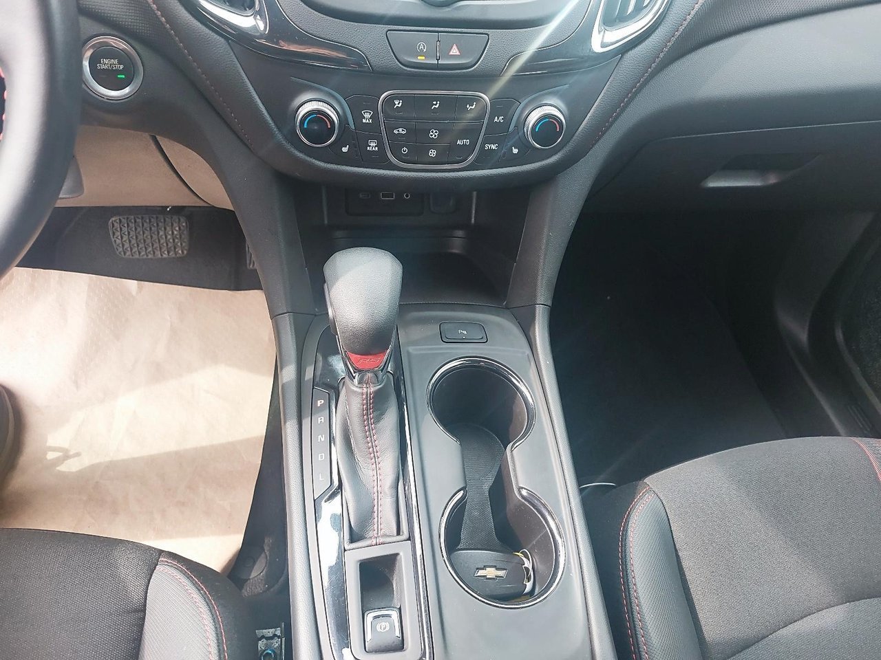 2024 Chevrolet Equinox RS Red Baie-Comeau - photo #14