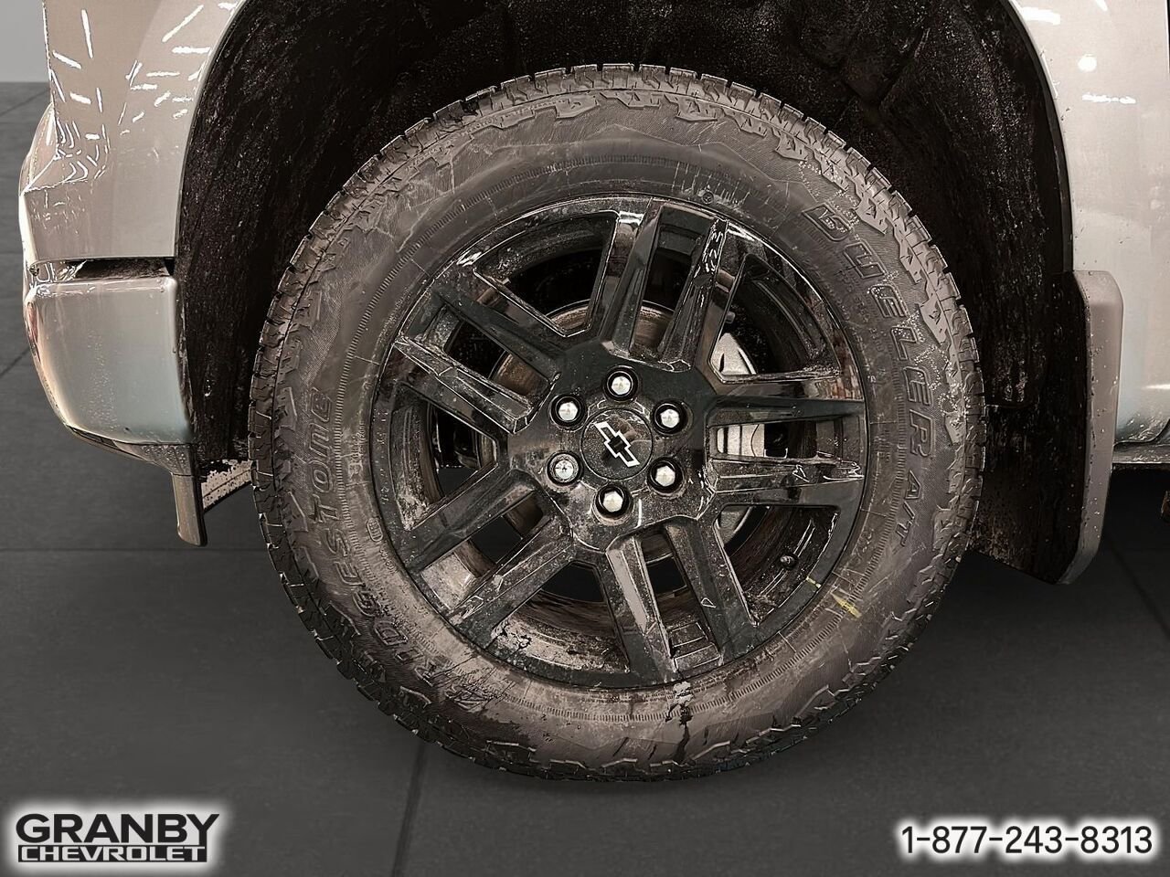 CHEVROLET Silverado 1500 K1500 SILVERADO CREW CAB RST STD/BOX (1SP) | E26-0959 2026 GRIS STERLING METALLISE Granby - photo #9